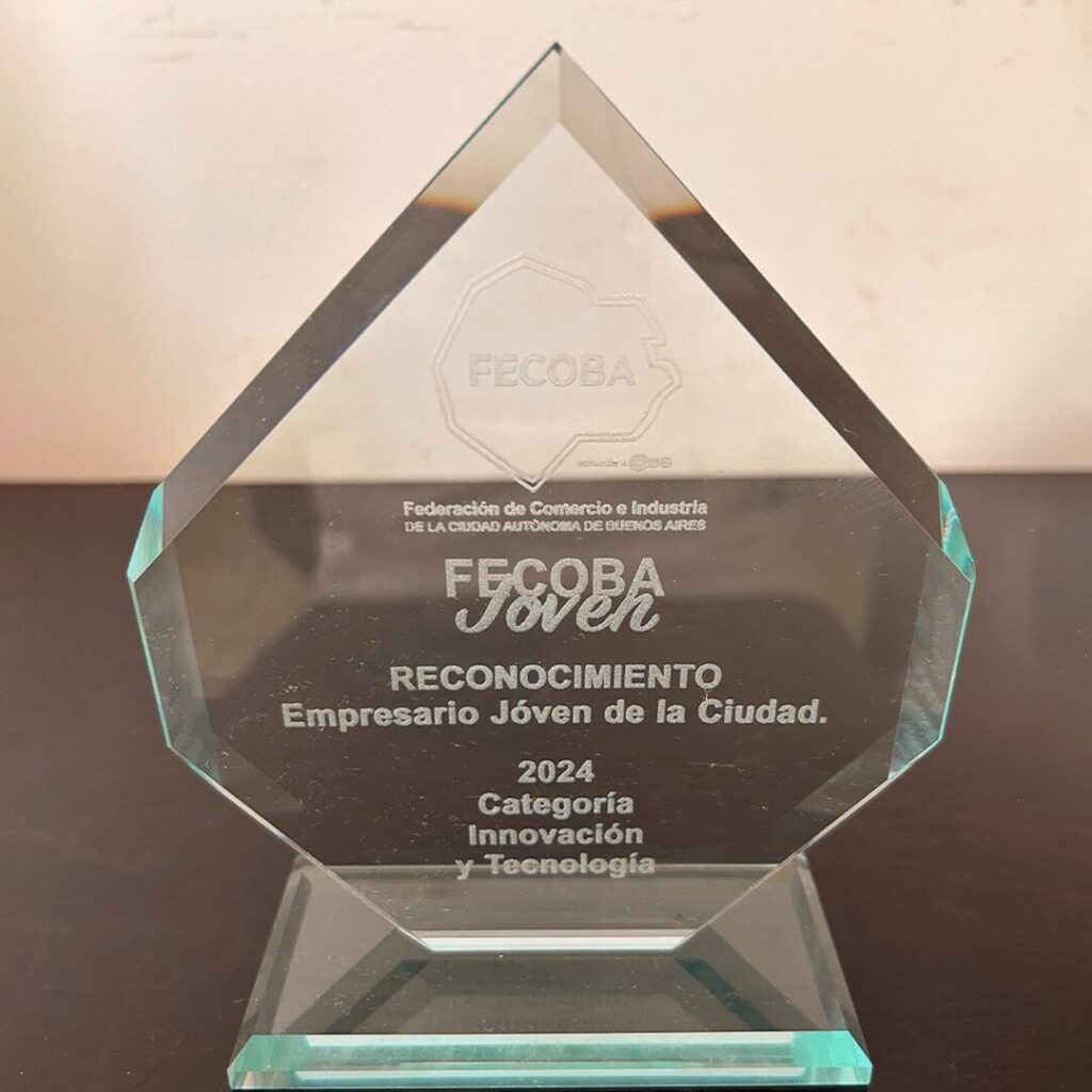 Premio a mejor empresario joven de la Ciudad Autónoma de Buenos Aires en innovación y tecnología